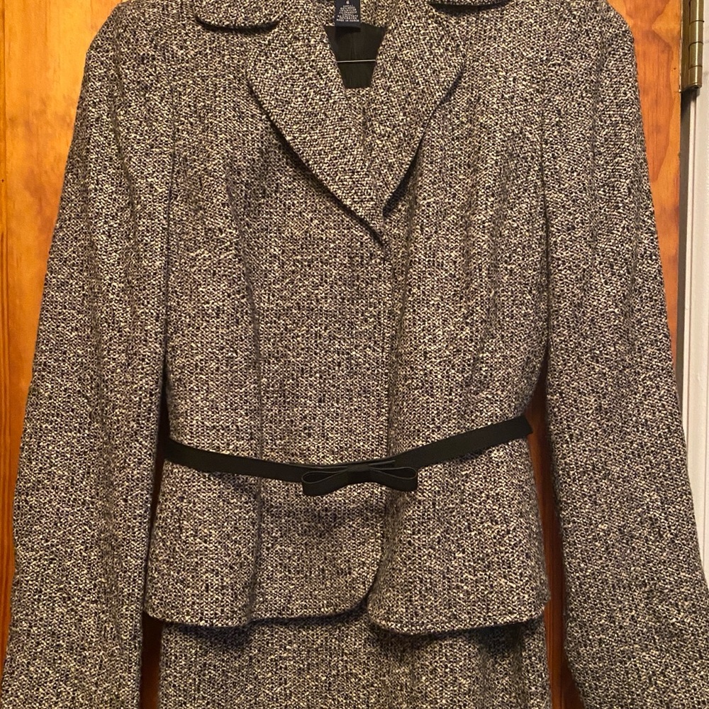 Ann Taylor skirt suit